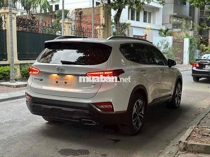 Hyundai SantaFe 2019 2.4L HTRAC xăng đặc biệt