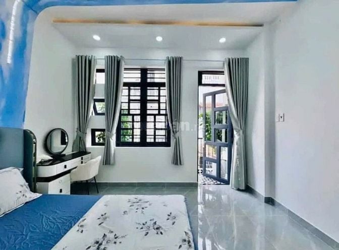 Bán Gấp Nhà Mặt Tiền Phan Tây Hồ, P.7 Phú Nhuận – Giá Chỉ 3.29 Tỷ