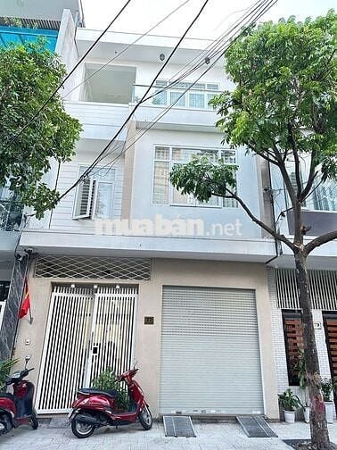 Bán nhà riêng 3 tầng 71.2 m2, mặt tiền Thanh Long, Hải Châu, Đà Nẵng
