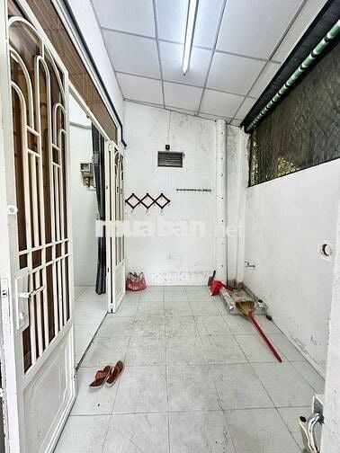 Nhà trệt lầu 2PN hẻm đường Lê Lai (gần CV Lưu Hữu Phước) chỉ 6,5 triệu