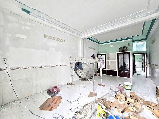 Nhà trệt 2 lầu Mới 3PN KDC 91B Gần Trần Hoàng Na chỉ 13 triệu