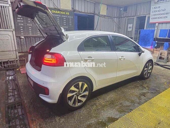 Kia Rio 2015 1.4 AT Hatchback đẹp zin!