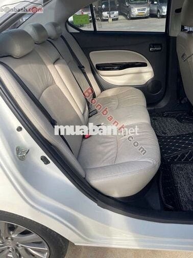 Mitsubishi Attrage 1.2CVT 2017 - 230 Triệu