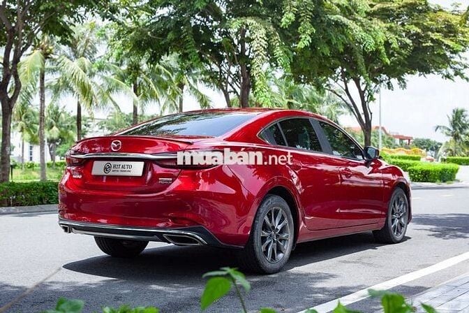 Mazda 6 Premium 2.0 AT 2022 - 32000 km