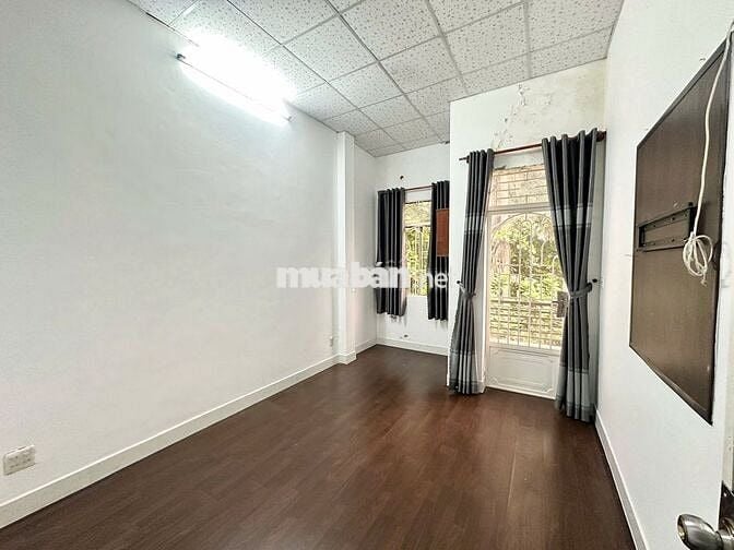 Nhà trệt lầu 2PN hẻm đường Lê Lai (gần CV Lưu Hữu Phước) chỉ 6,5 triệu