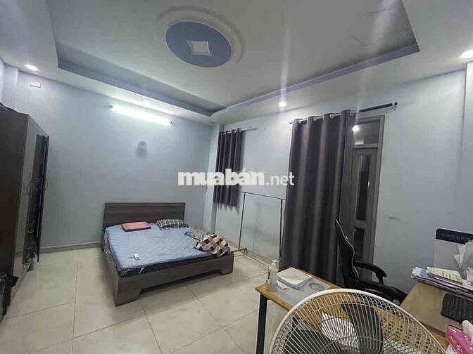 Hẻm bự nhà to - 50m2 ,4 tầng - Hoàn Công - giáp Tân Phú - hơn 5ty