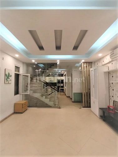 Bán nhà Nhật Chiêu,Tây Hồ, D/T: 60m2, view Hồ Tây, gần oto, KD sầm uất