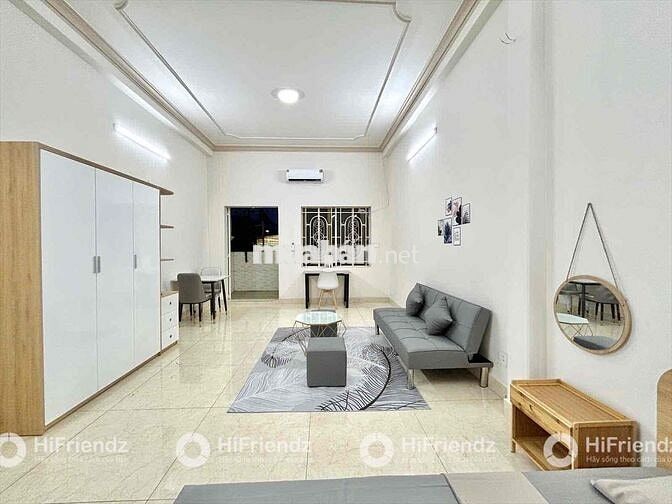 CĂN HỘ STUDIO CỬA SỔ TRỜI GẦN VÒNG XOAY LĂNG CHA CẢ, TIỆN ĐI NHÀ GA T3