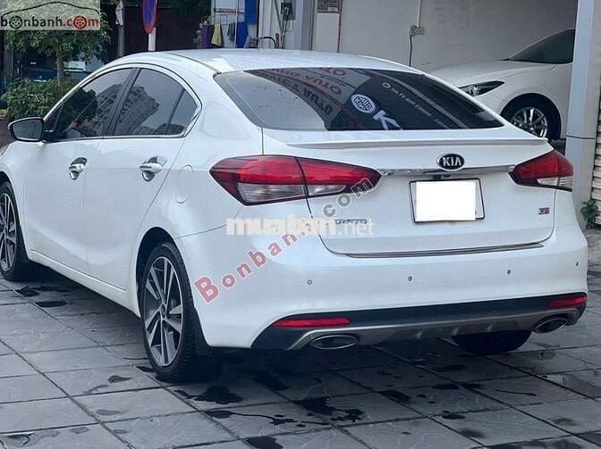 Kia Cerato 2.0 AT 2017 - 385 Triệu