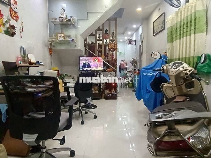 BÁN NHÀ HẺM XE HƠI QUẬN 7 FULL NT