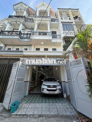 NHÀ PHỐ ĐÚC KIÊN CỐ,HẺM 5m XE HƠI VÀO NHÀ,NGAY TRUNG TÂM KO THIẾU GÌ