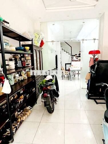 Nguyên Hồng - Hàng xóm Mặt phố - Ô tô tránh vỉa hè - kinh doamh đỉnh