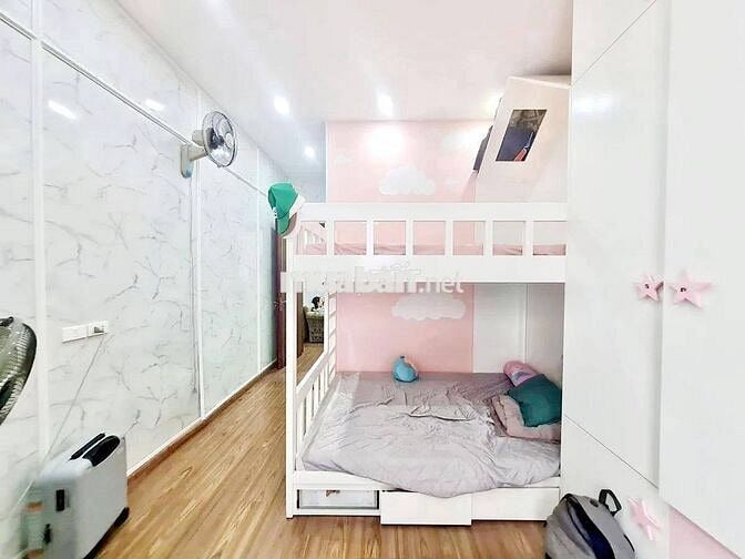 Nguyên Hồng - Hàng xóm Mặt phố - Ô tô tránh vỉa hè - kinh doamh đỉnh