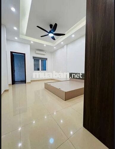 NHÀ DÒNG TIỀN PHỐ TÔN ĐỨC THẮNG, GIÁ HỢP LÝ