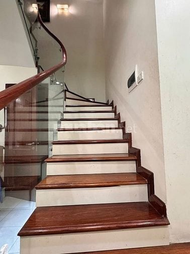 103m2, Nhà sang, cửa rộng TT Cầu Giấy, an sinh, kinh doanh vượng phát