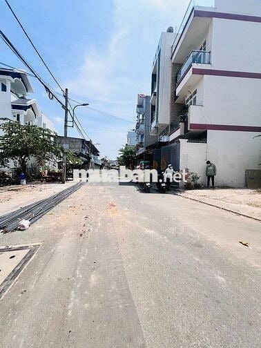 Chủ gửi lô đất đường 12m- Đường thông- Gần Tô Ngọc Vân- 5.2 tỷ