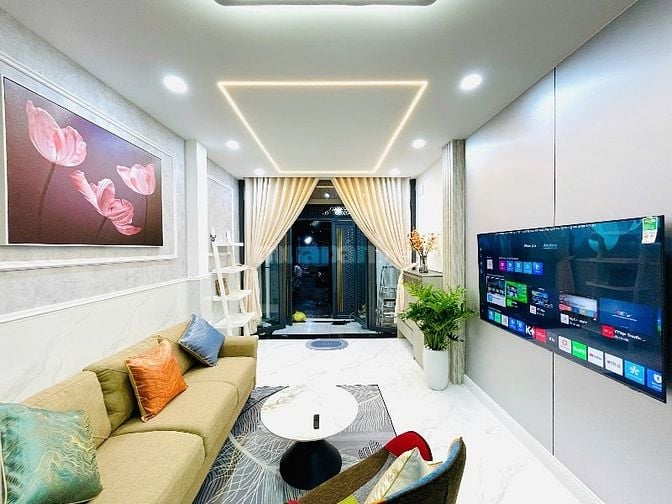 ⭐️Nhà 3 Lầu tuyệt đẹp Cao cấp hẻm xe hơi Lý Chính Thắng, P7, Q.3.