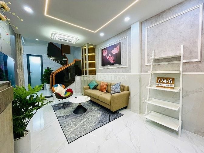 ⭐️Nhà 3 Lầu tuyệt đẹp Cao cấp hẻm xe hơi Lý Chính Thắng, P7, Q.3.