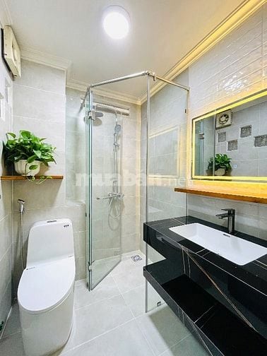 ⭐️Nhà 3 Lầu tuyệt đẹp Cao cấp hẻm xe hơi Lý Chính Thắng, P7, Q.3.