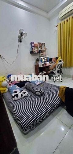 Nhà Rất Chắc - Giáp Võ Văn Kiệt - 4 tầng - 52m2 - Hoàn Công - hơn 5ty