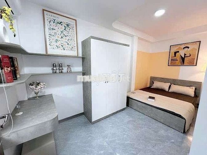 Căn hộ 1n1k 40m2 Full đồ cao cấp. Máy giặt Xịn sò ban công siêu thoáng