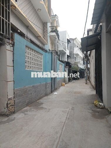 NHÀ PHỐ 3 TẦNG Ở NGAY SÁT MẶT TIỀN HUỲNH TẤN PHÁT - QUẬN 7 - 72M2