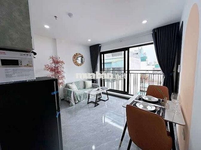Căn hộ 1n1k 40m2 Full đồ cao cấp. Máy giặt Xịn sò ban công siêu thoáng