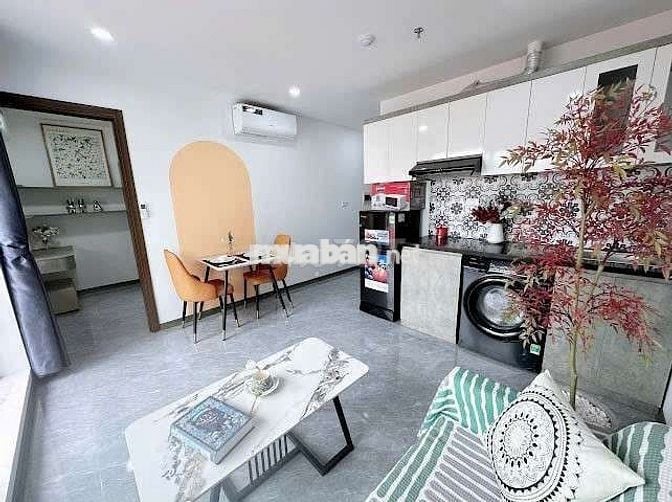 Căn hộ 1n1k 40m2 Full đồ cao cấp. Máy giặt Xịn sò ban công siêu thoáng