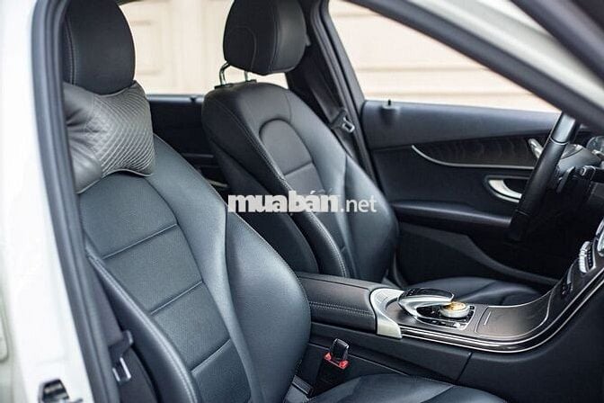 Mercedes Benz C200 2018 - 48000 km