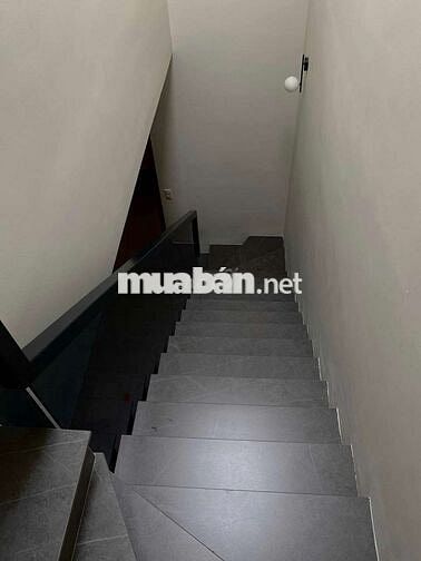 CHO THUÊ NHÀ NGUYÊN CĂN 2PN 2WC, QUANG TRUNG, P14, GÒ VẤP NGAY EMART.