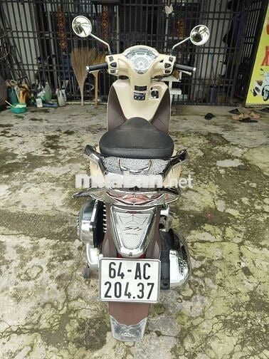 HONDA SH MODEL NGUYÊN ZIN ÁO KEO