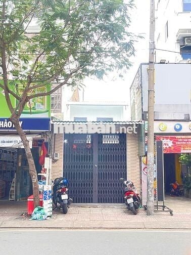 Mặt Tiền Âu Cơ - Đoạn Gần Vòng Xoay Lê Đại Hành.