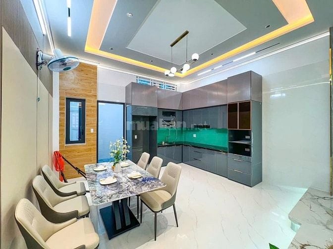 Nhà Bành Văn Trân, Tân Bình – 1 Trệt, 2 Lầu, 5PN – Gần Chợ, Trường Học