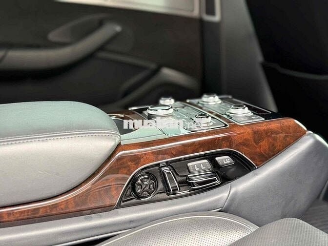 Audi A8L 2014 - 110000 km