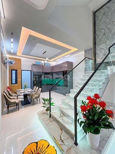 Nhà Bành Văn Trân, Tân Bình – 1 Trệt, 2 Lầu, 5PN – Gần Chợ, Trường Học
