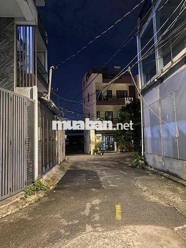 Bán nhà đường 6mét Võ Văn Ngân khu vip Bình Thọ 3 tầng 3PN 3WC
