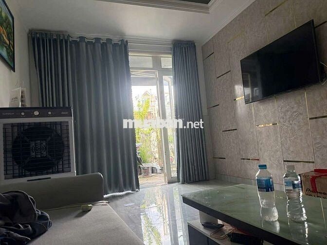 Cho thuê nhà nhỏ gọn, 2pn sẵn nội thất, Phạm Văn Chiêu p8 Gò vấp
