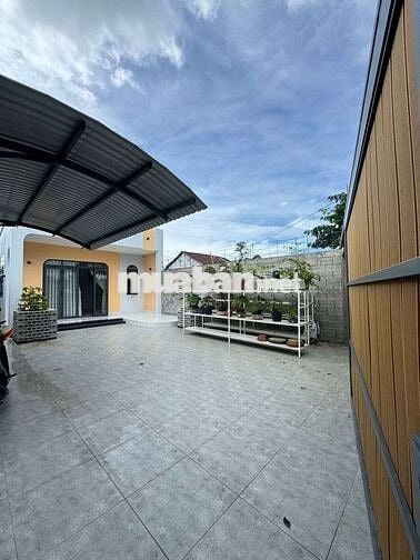 🌟 Anh Long Bán Nhà Vườn Cấp 4 Siêu Đẹp– Gần Chợ, Giá 1Tỷ050Tr