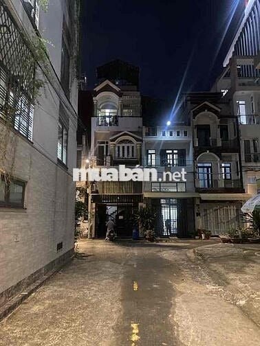 Bán nhà đường 6mét Võ Văn Ngân khu vip Bình Thọ 3 tầng 3PN 3WC
