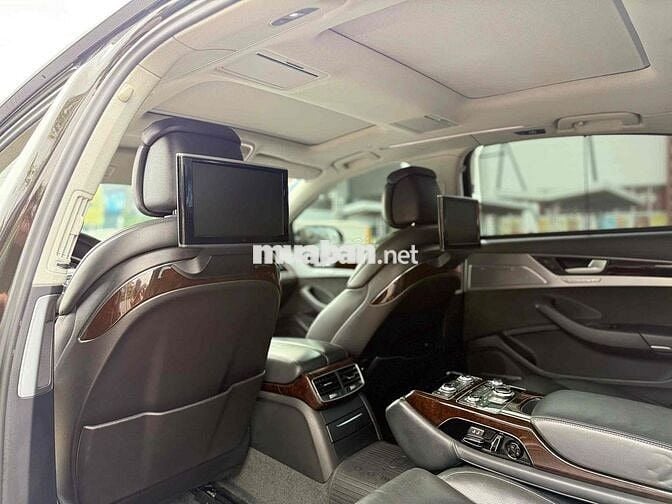 Audi A8L 2014 - 110000 km