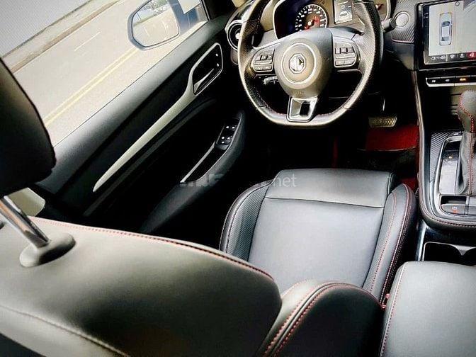 Cần bán MG ZS 1.5AT sx 2022 gầm cao cực đẹp.
