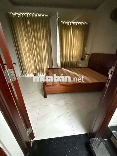 Cho thuê nguyên căn 3pn, có nội thất, gần mặt tiền ĐườgSố 21 p8 Gò vấp