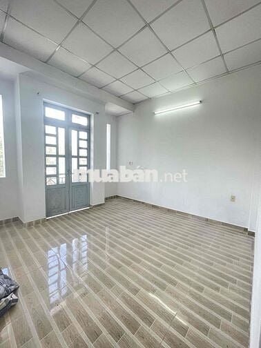 NHÀ SHR TRỆT LẦU 4 PN 2WC HẺM XE HƠI