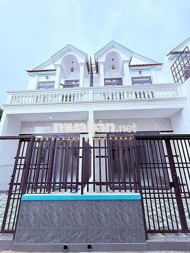 BÁN NHÀ CHÍNH CHỦ SỔ RIÊNG MỚI XÂY GIÁ 1,25 TỶ, 68m2, ĐỨC HÒA, LONG AN