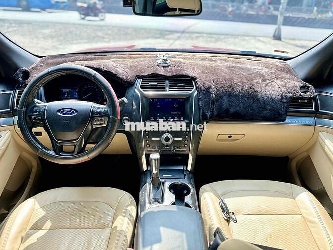 Ford Explorer 2017 2.3L Ecoboost - 89000 km