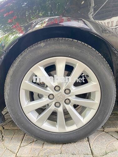 Toyota Corolla Altis 2010 2.0V - 65000 km