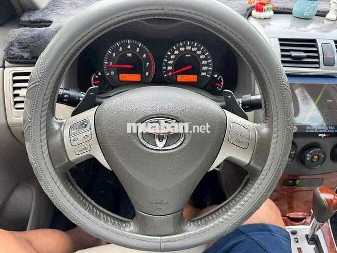 Toyota Corolla Altis 2010 2.0V - 65000 km
