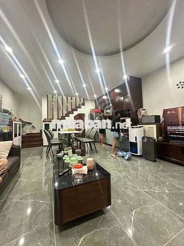 NHÀ SÁT ĐƯỜNG LÊ QUANG ĐẠO KÉO DÀI ,50M MT5M NỘI THẤT ĐẸP