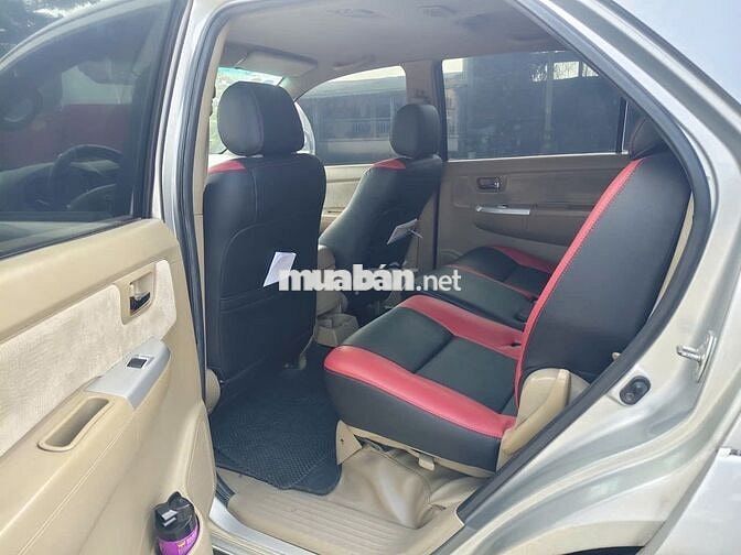 Toyota Fortuner 2009 2.5G - 500000 km