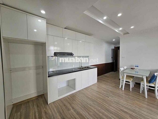 Bán chung cư  Trần Quý kiên :4,8 tỷ